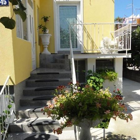 Croatia Zadar Borik Paar Apartment Studio Garden View Number 1 Exterior photo