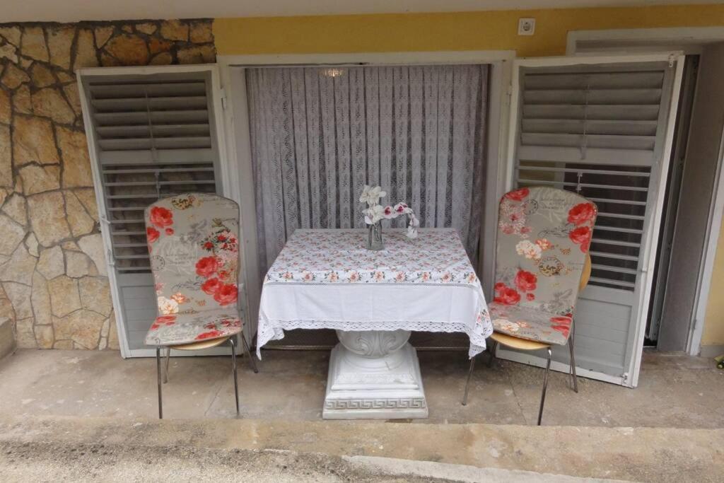 Croatia Zadar Borik Paar Apartment Studio Garden View Number 1 Exterior photo
