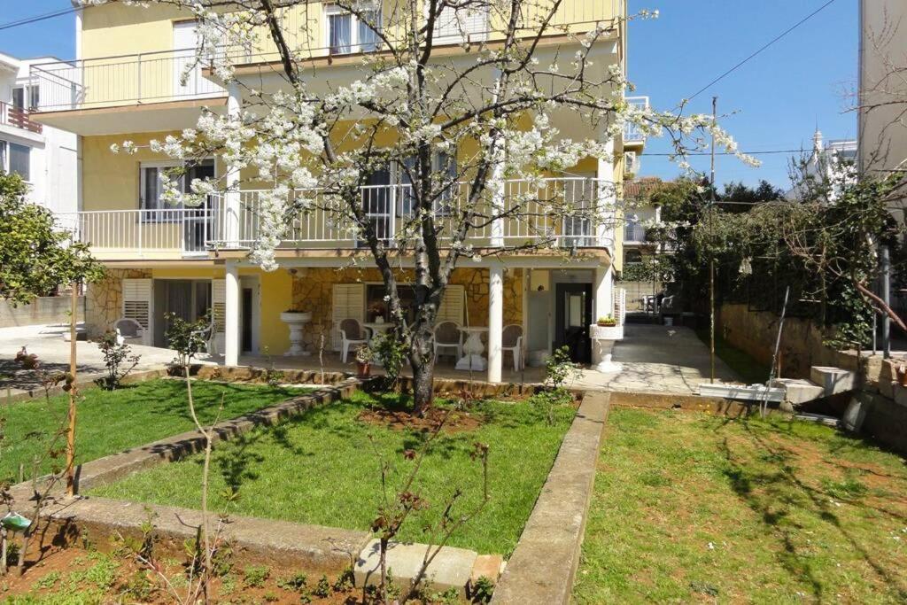 Croatia Zadar Borik Paar Apartment Studio Garden View Number 1 Exterior photo